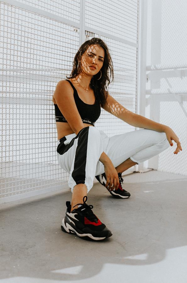 Chunky sneakers – a shoe model that celebrities love