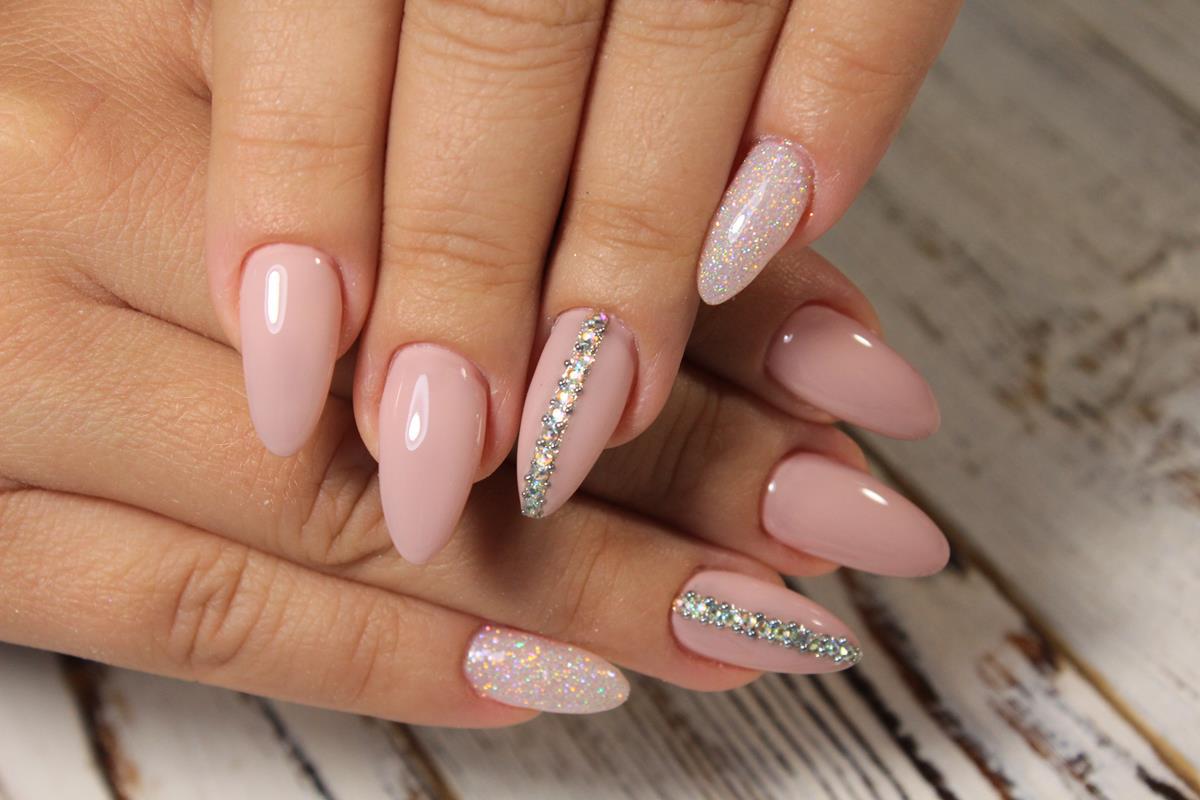 Minerals on Nails – Discover one of the manicure trends