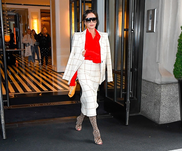 Victoria Beckham’s checkered blazer – see the best looks!