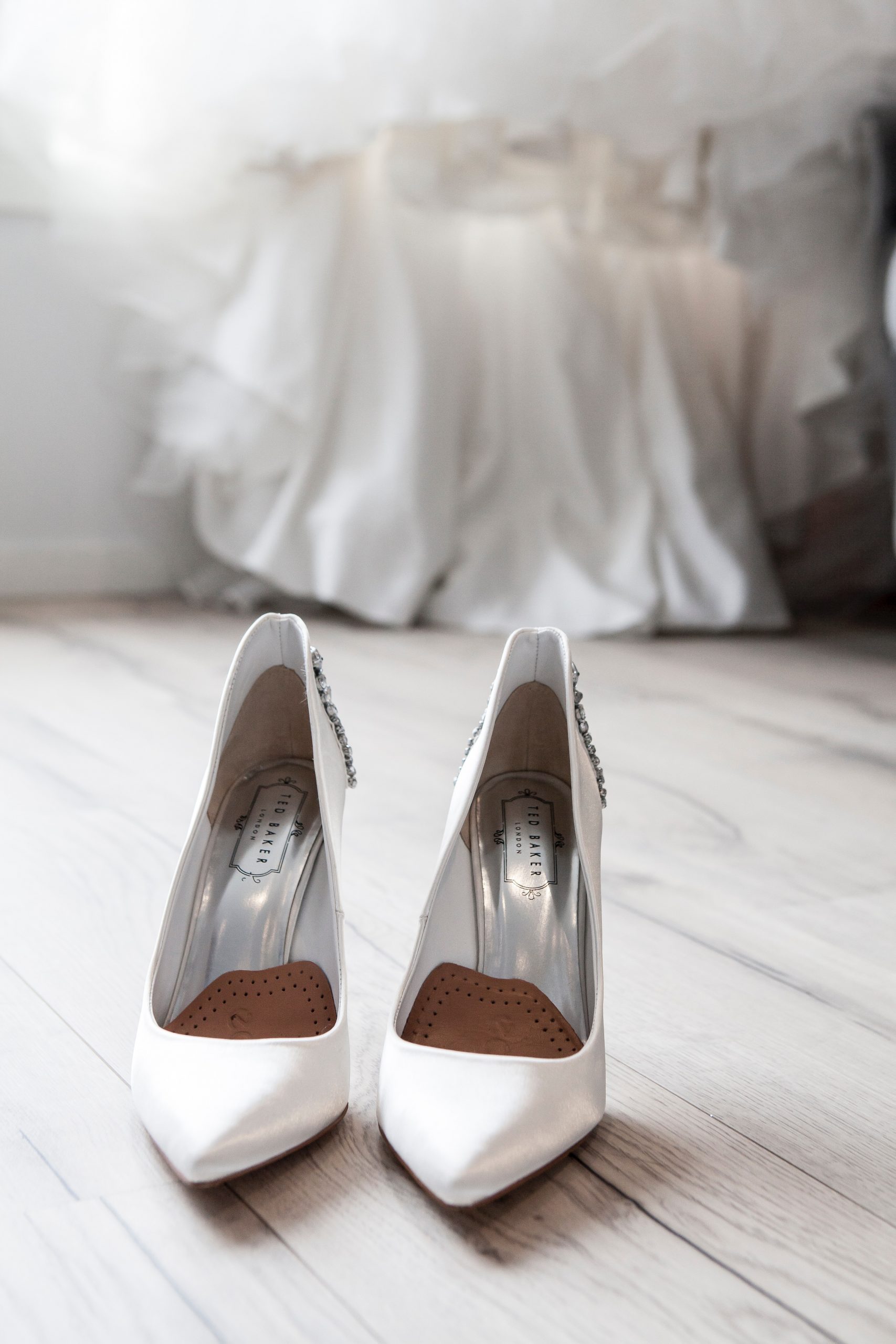 Shoes for the bride – how to match them with the wedding dress?